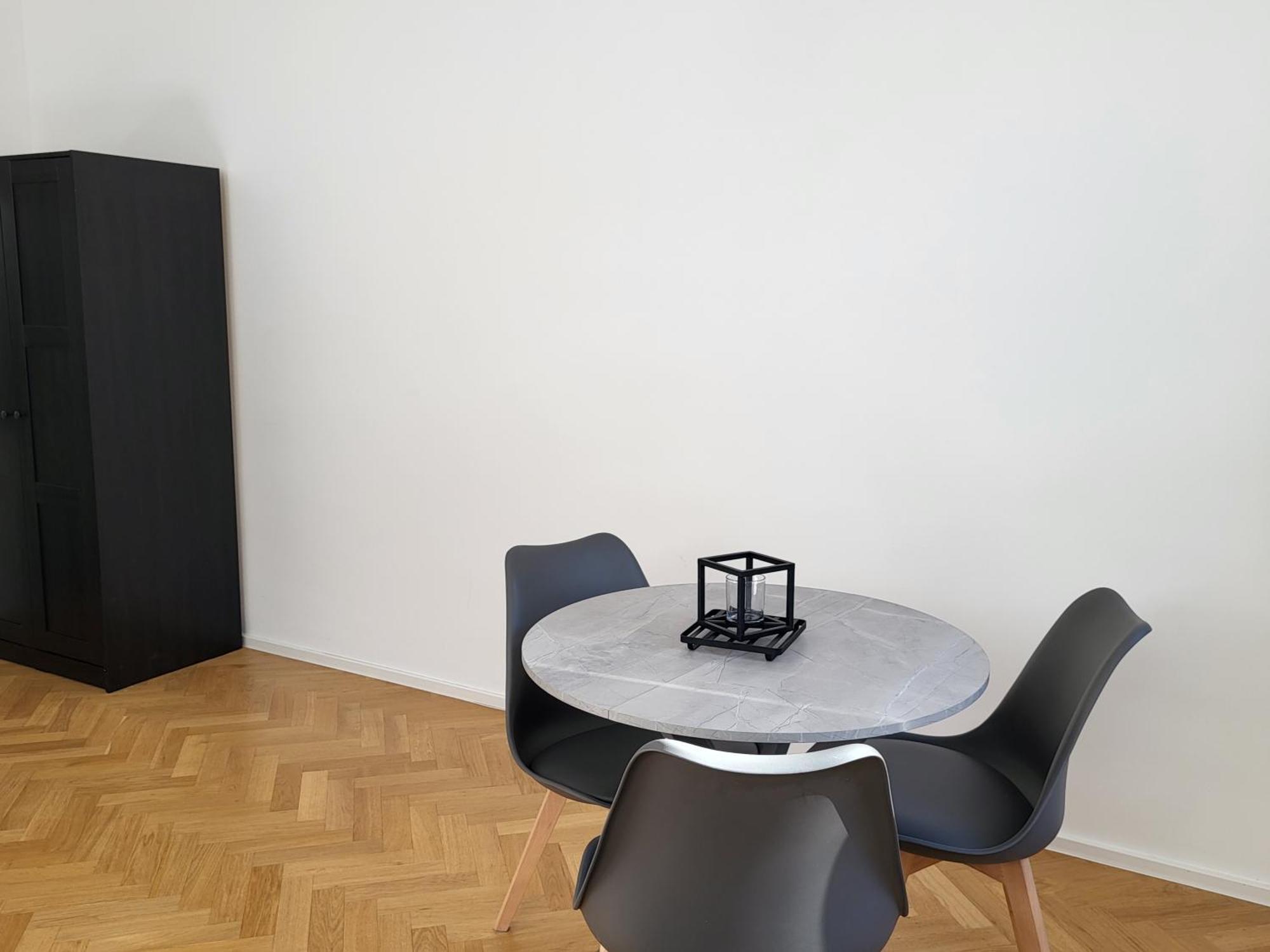 Neulerchenfelder City Apartment Wina Bagian luar foto